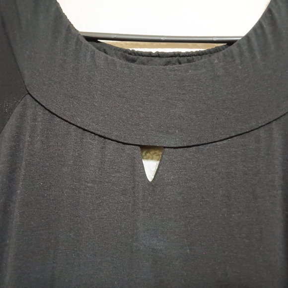 Lorane Black Jersey Knit Keyhole Backless Maxi Dress - Picture 3 of 6